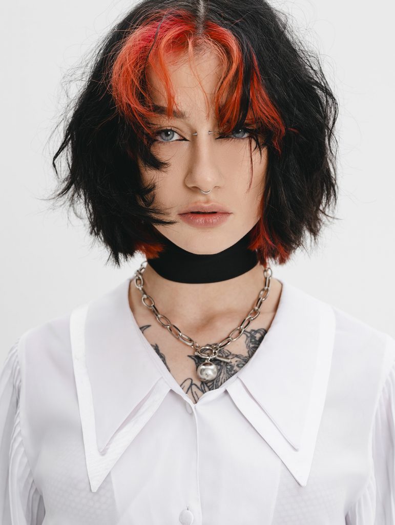 Femme – Cheveux mi-longs 3