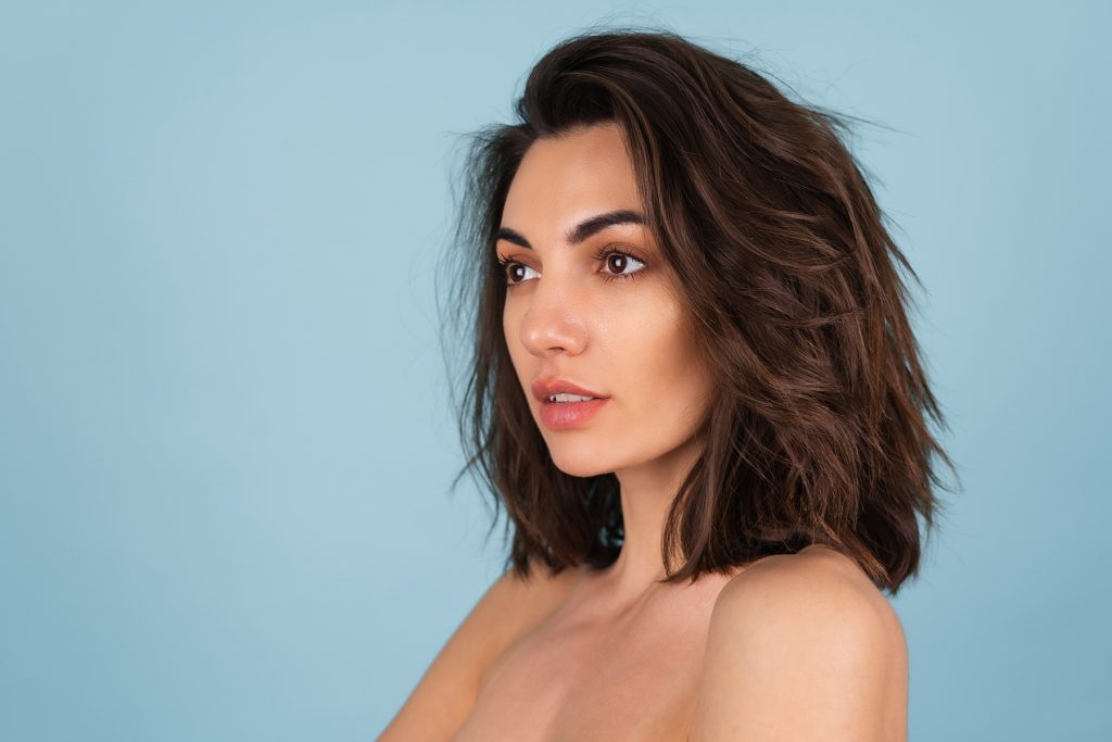 Femme – Cheveux mi-longs 7
